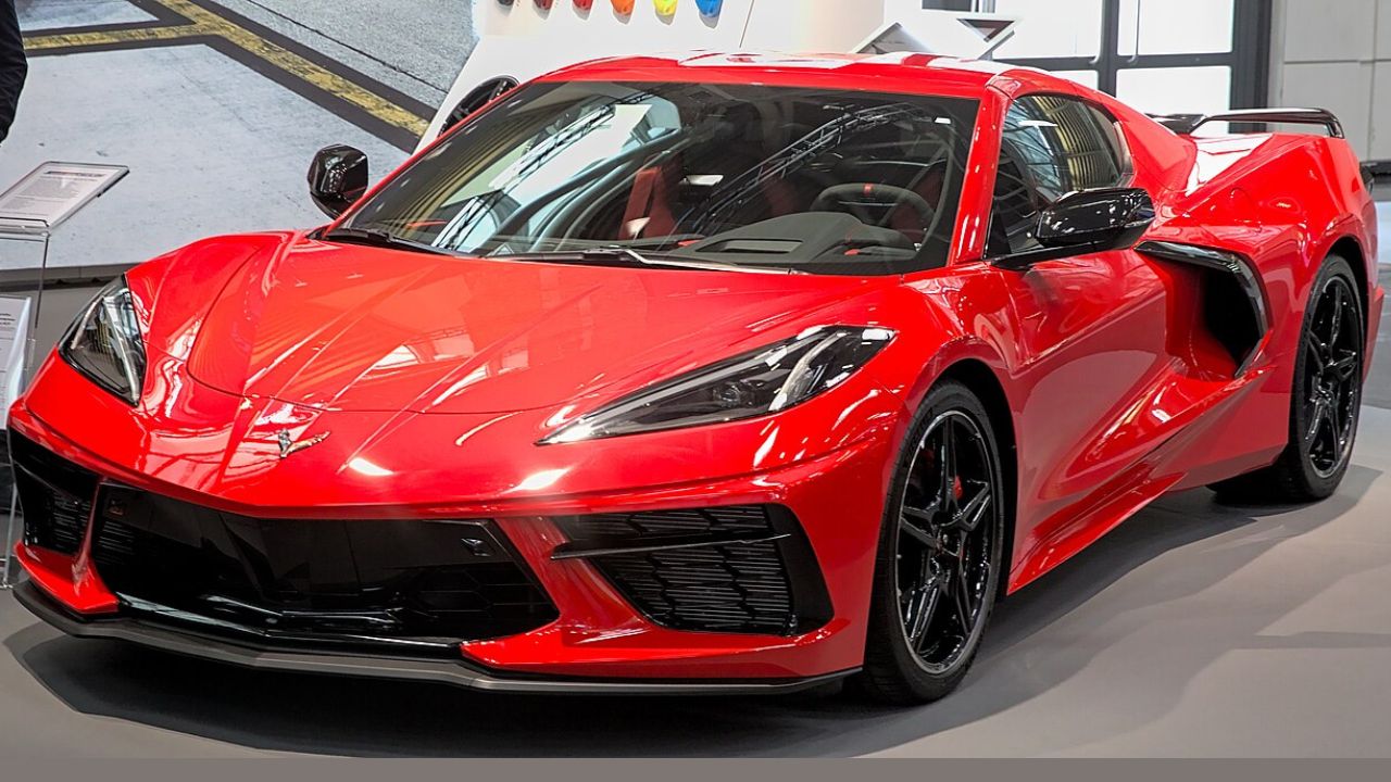 2023 Chevrolet Corvette Stingray C8 red