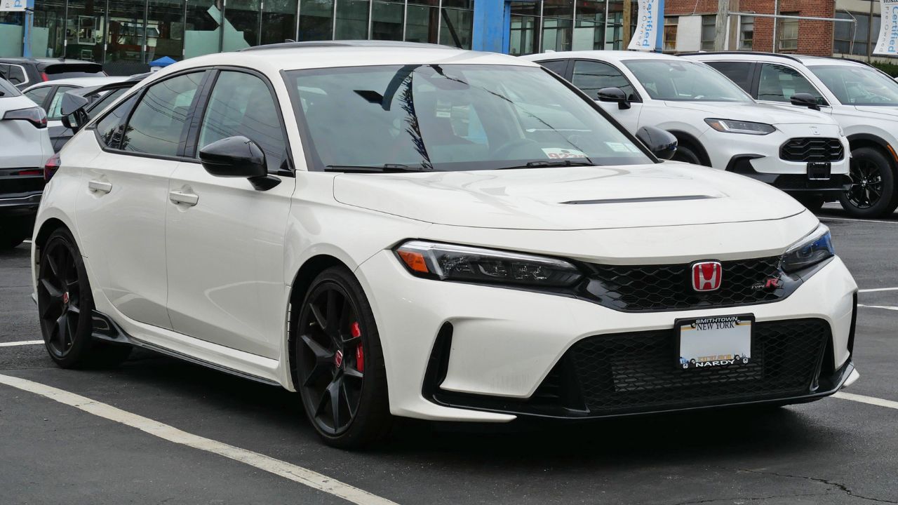 2023 Honda Civic Type R, front 4.18.25