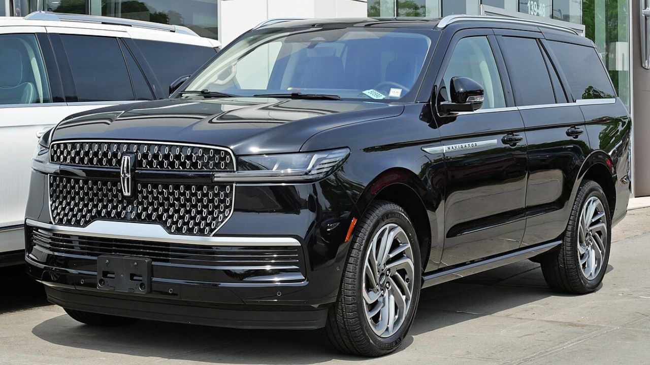 2025 Lincoln Navigator