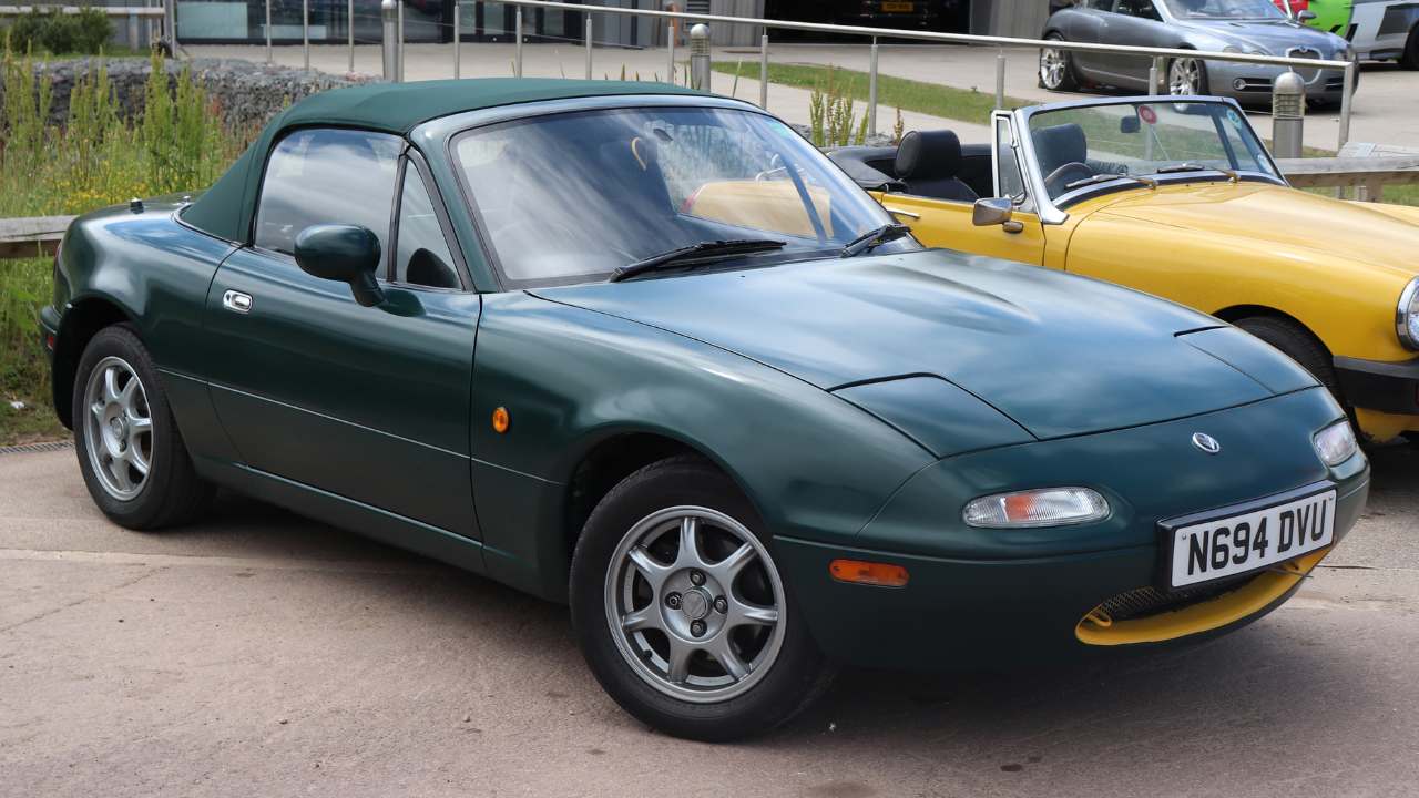 Mazda MX-5 Miata 1989