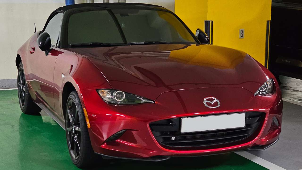 Mazda MX-5 Miata 2023