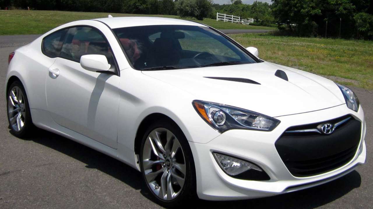 Hyundai Genesis Coupe R Spec 2012