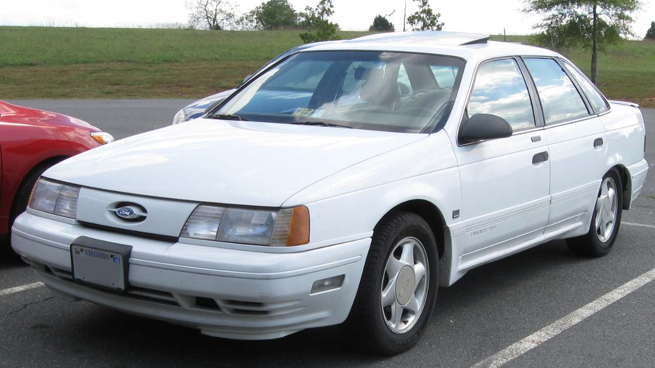 Ford Taurus SHO 1989