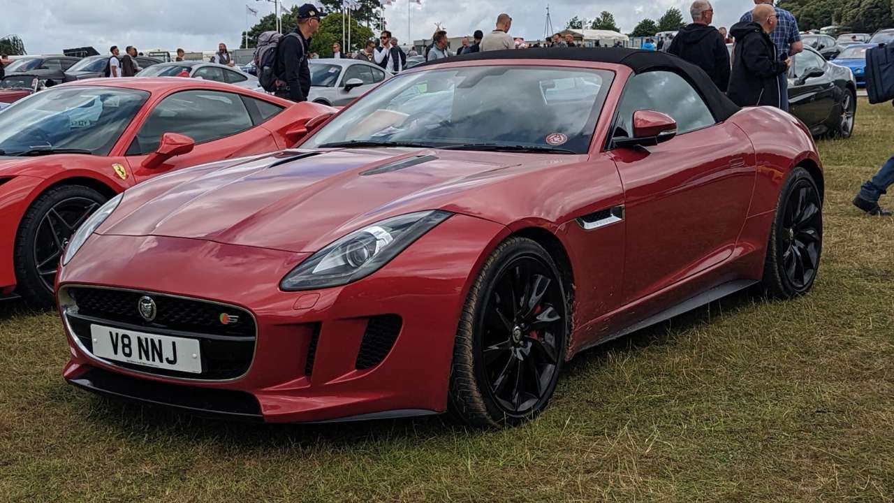 Jaguar F-Type 2013