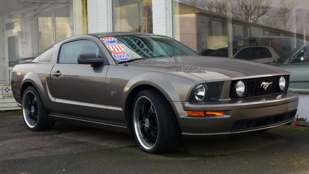 Ford Mustang GT 2005