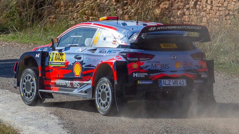 How does rally racing actually work? - FAST LANE ONLY