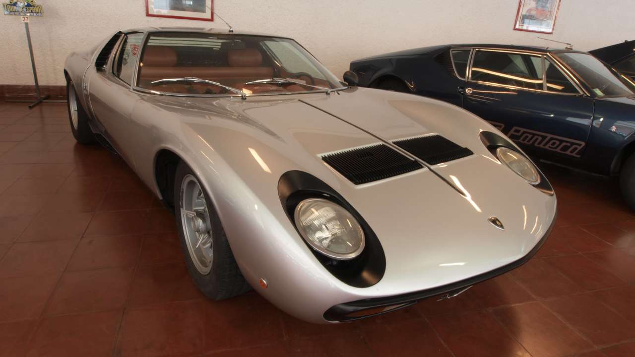10 Classic cars with factory options you’ve never seen