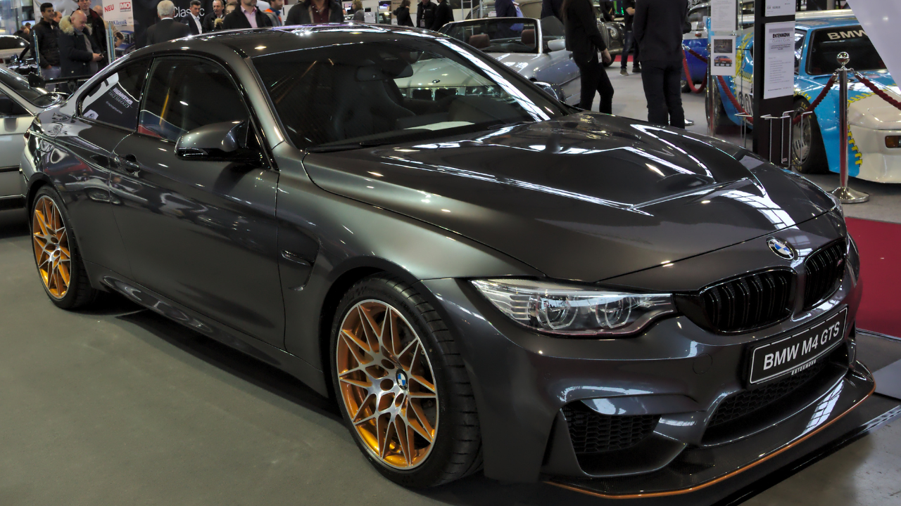 BMW M4 GTS