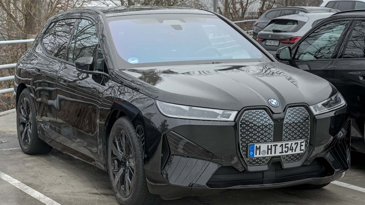 BMW iX M60