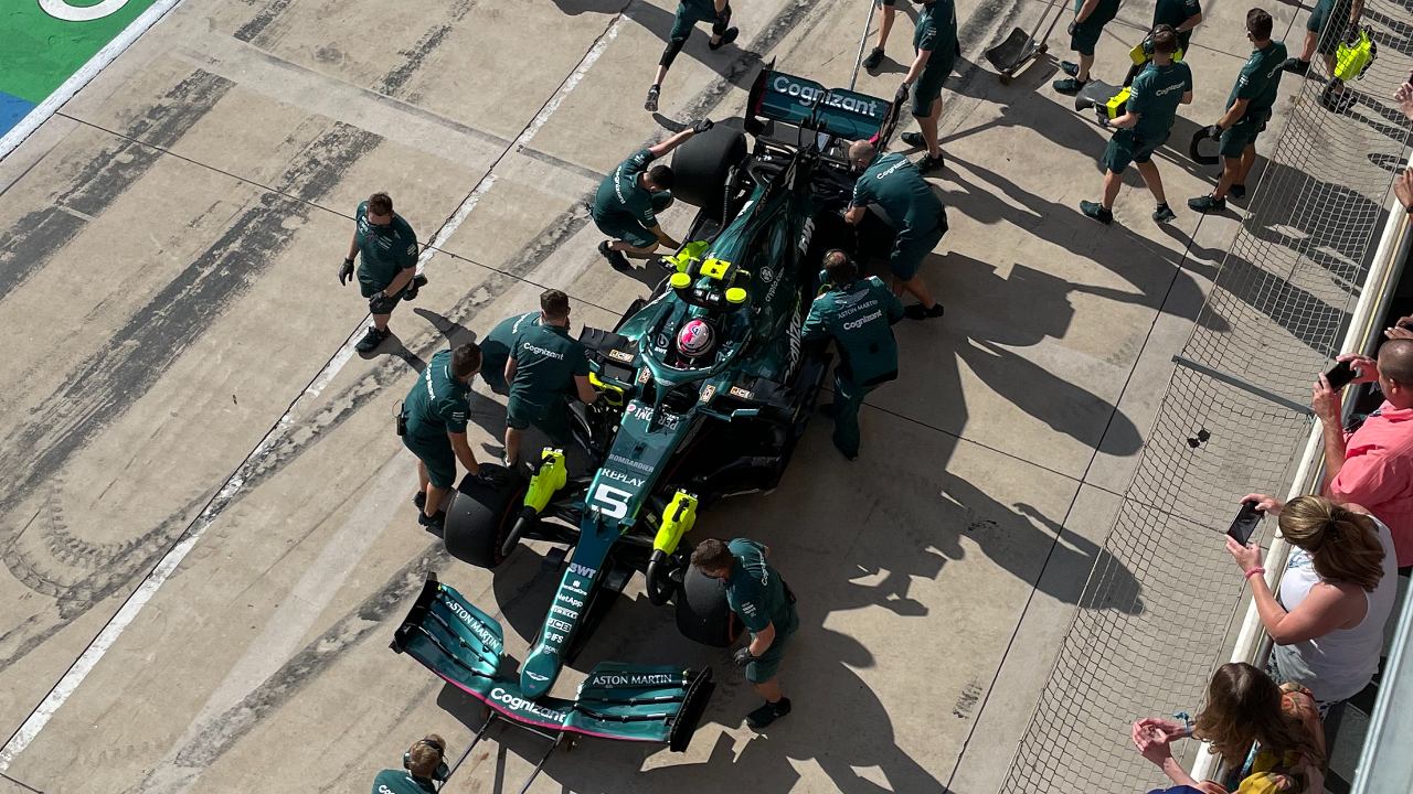 How do racing teams practice pit stops so fast?