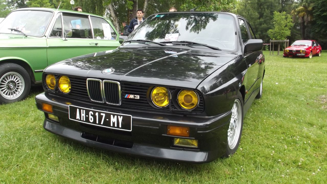 BMW M3 (E30)