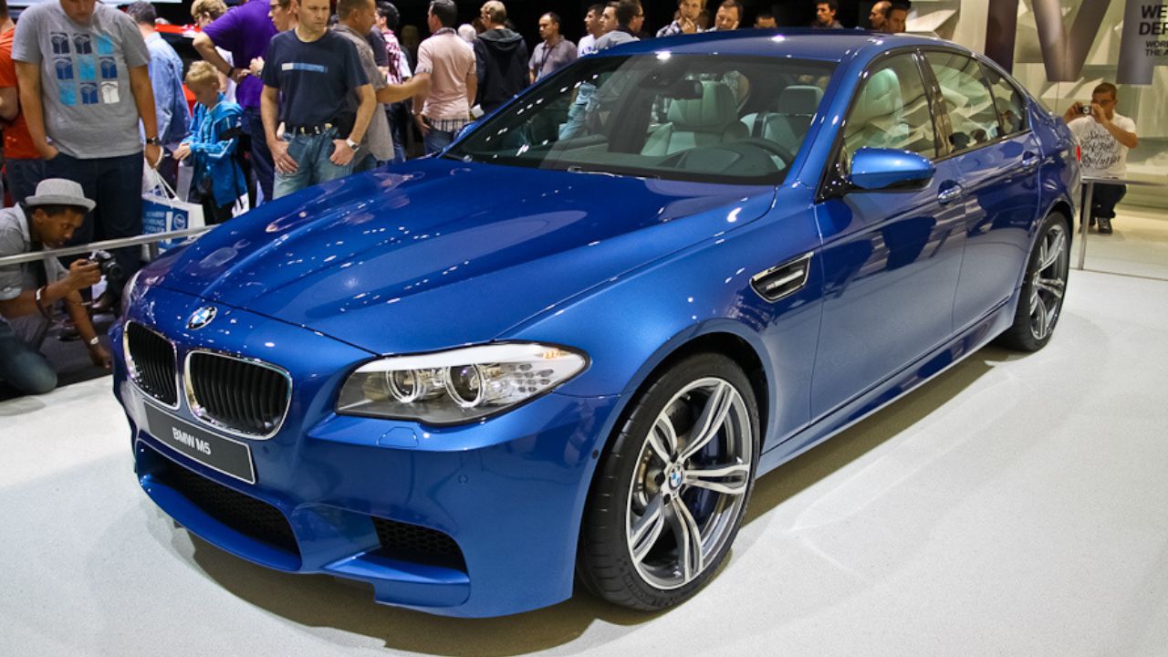 BMW M5 F10