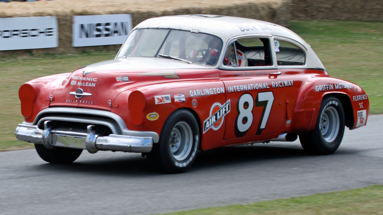 nascar Oldsmobile Rocket 88