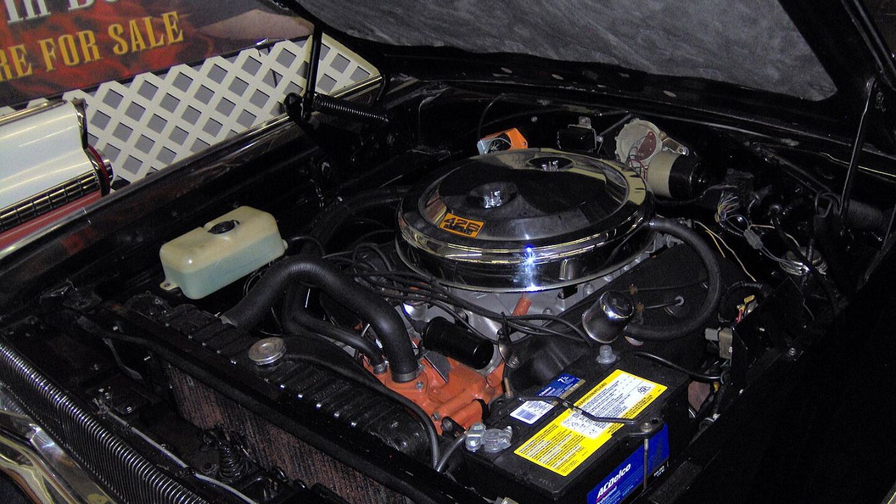 Chrysler's 426 HEMI engine