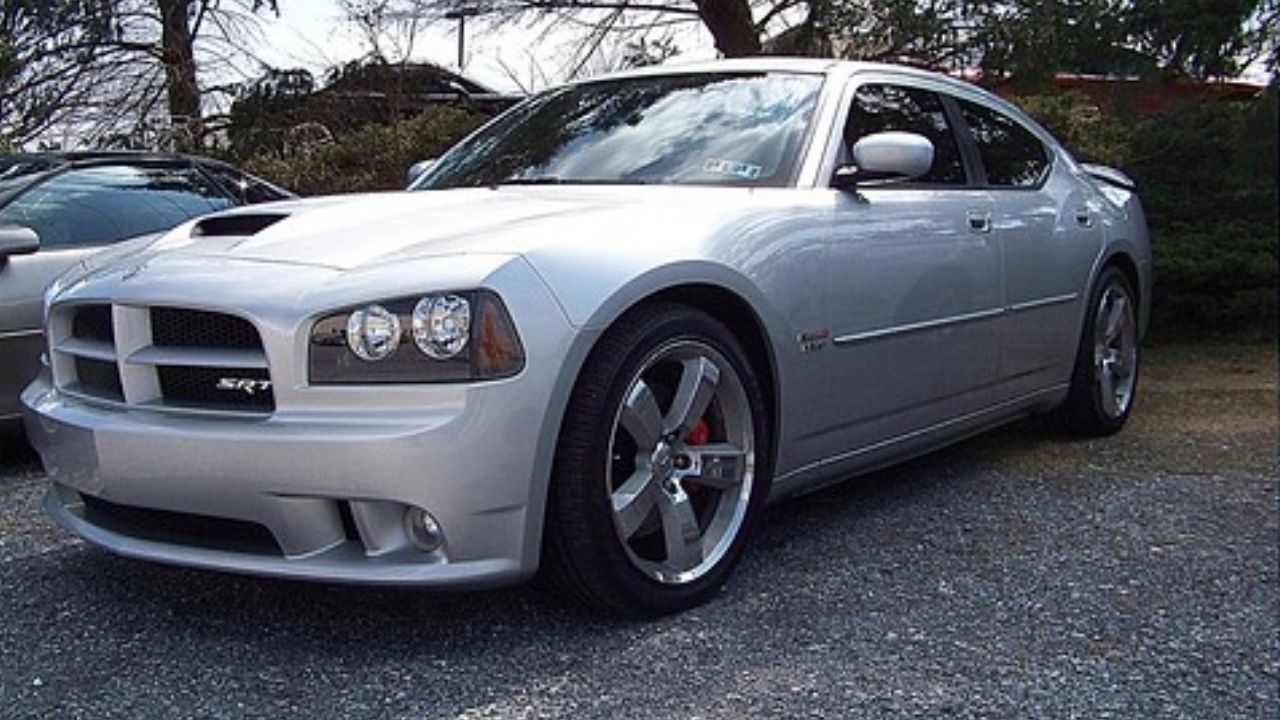 Dodge Charger (4)
