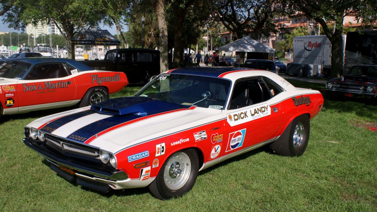 1970 dodge challenger RT: Racing Pedigree