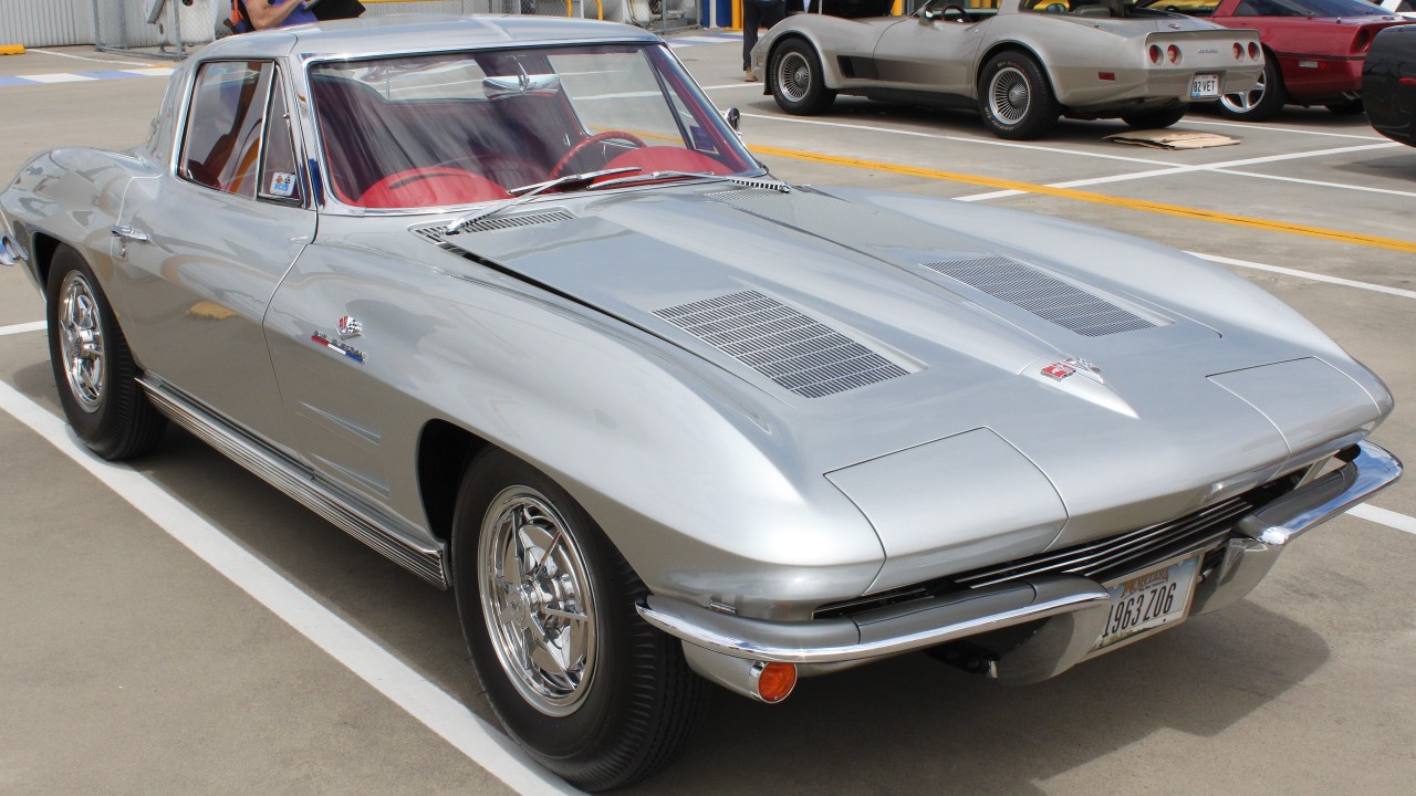 1963 Chevrolet Corvette Sting Ray