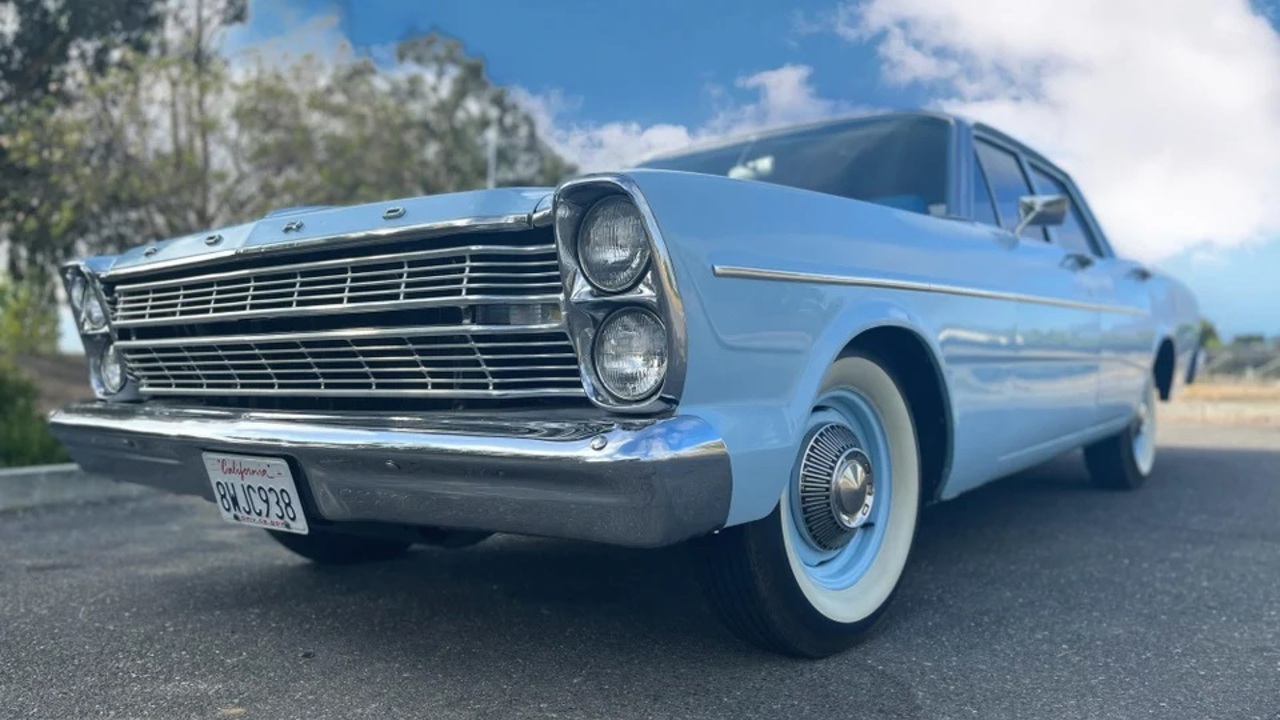 1966 ford custom