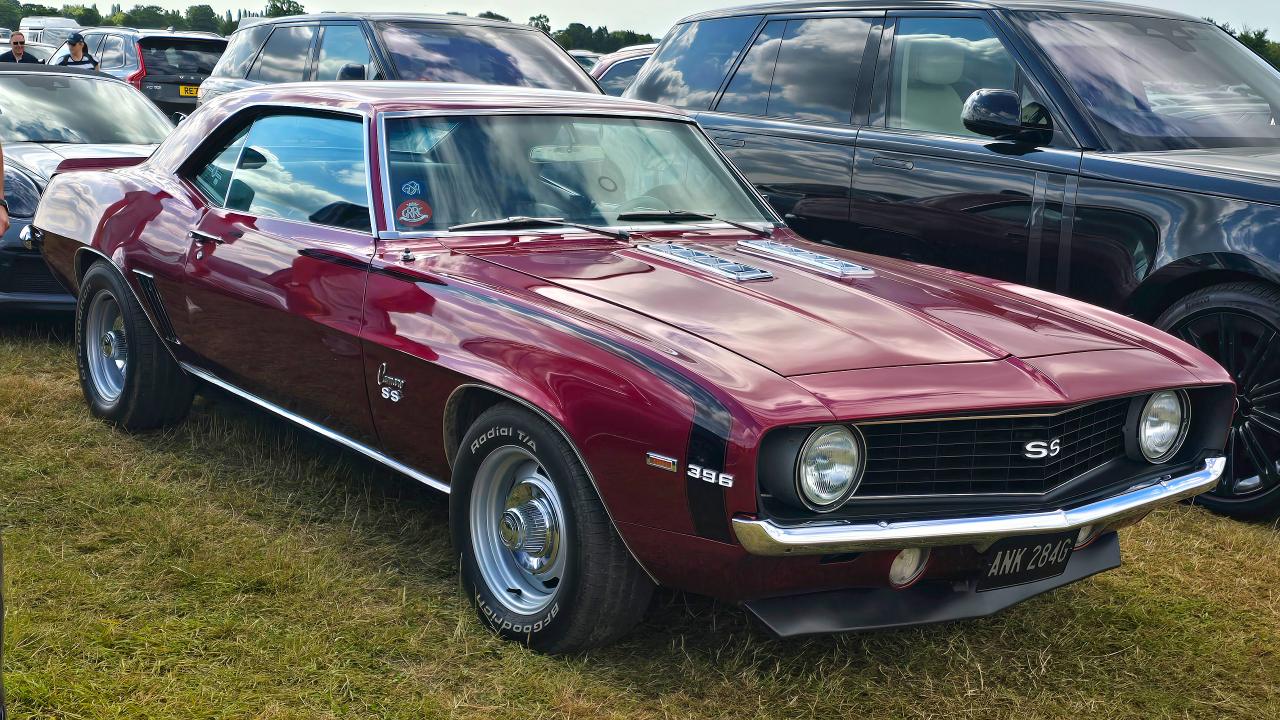 Why did cars in the ’60s have such thin pillars?