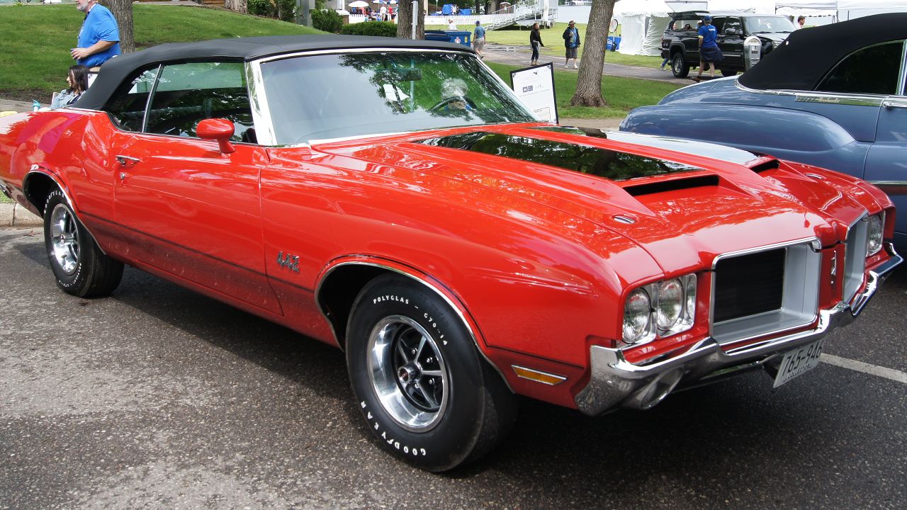 Oldsmobile 442