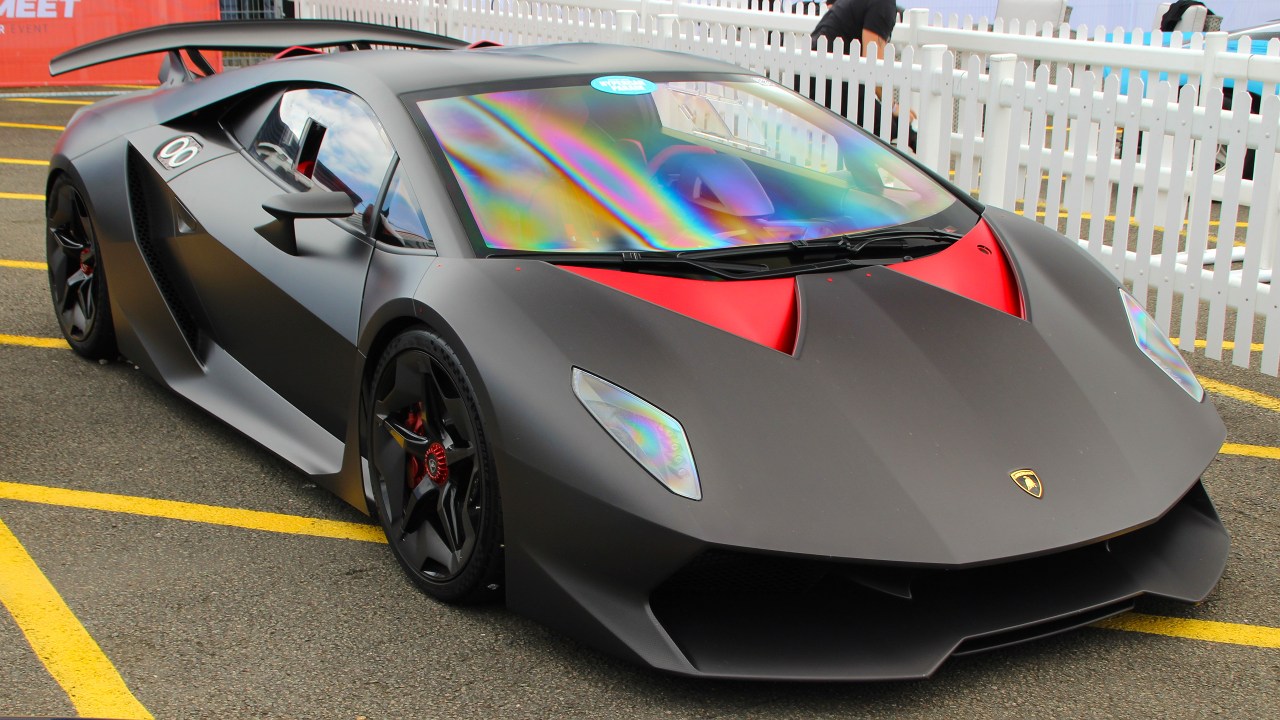 Lamborghini Sesto Elemento