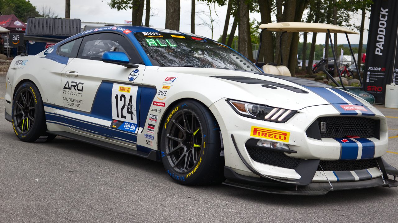 Ford Mustang GT4