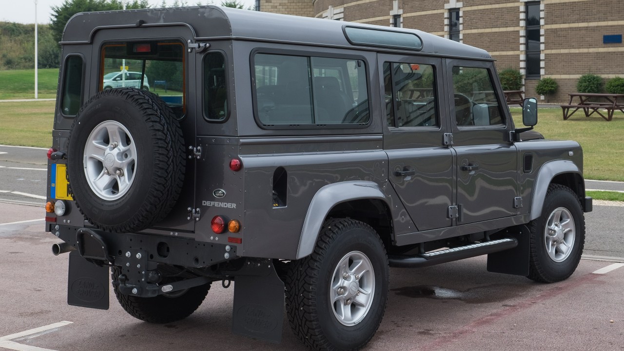 Land Rover Defender