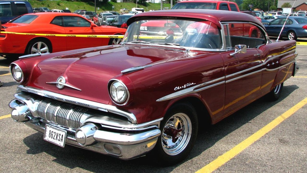 1957 Pontiac Chieftain