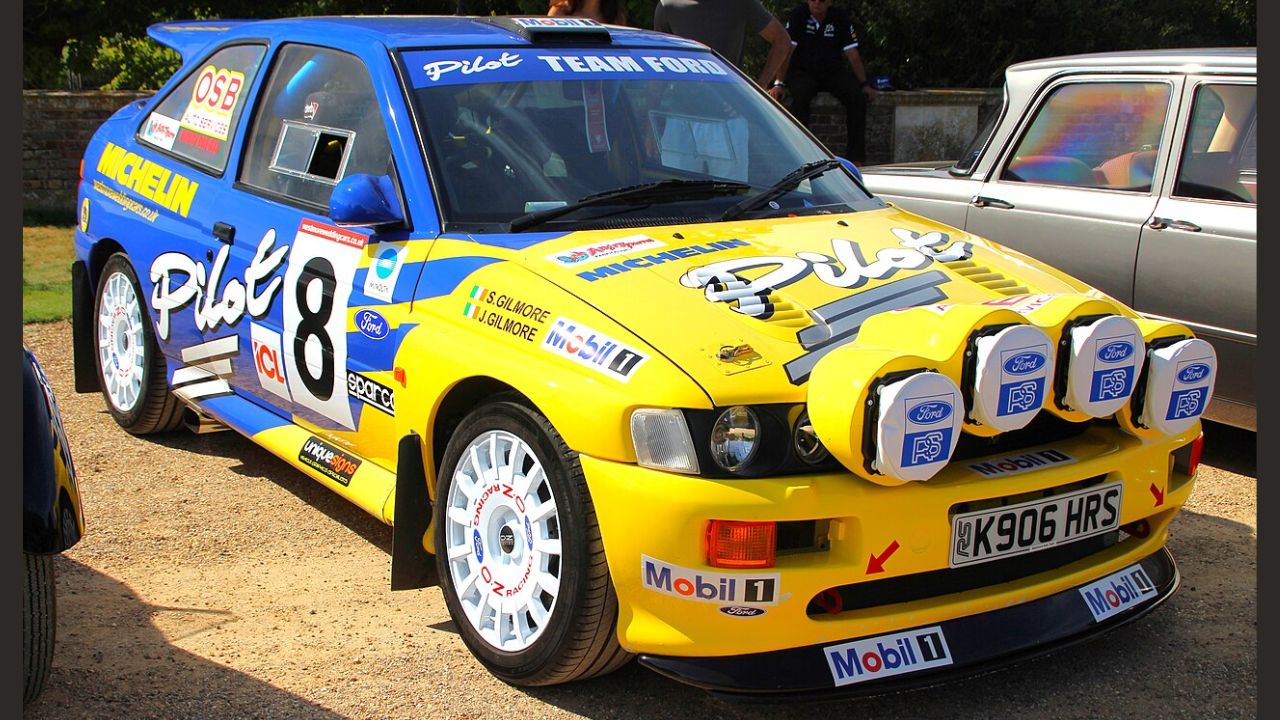 1992 Ford Escort RS Cosworth Rally