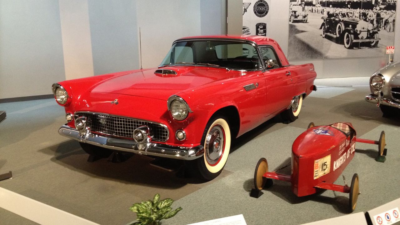 Ford Thunderbird, 1955