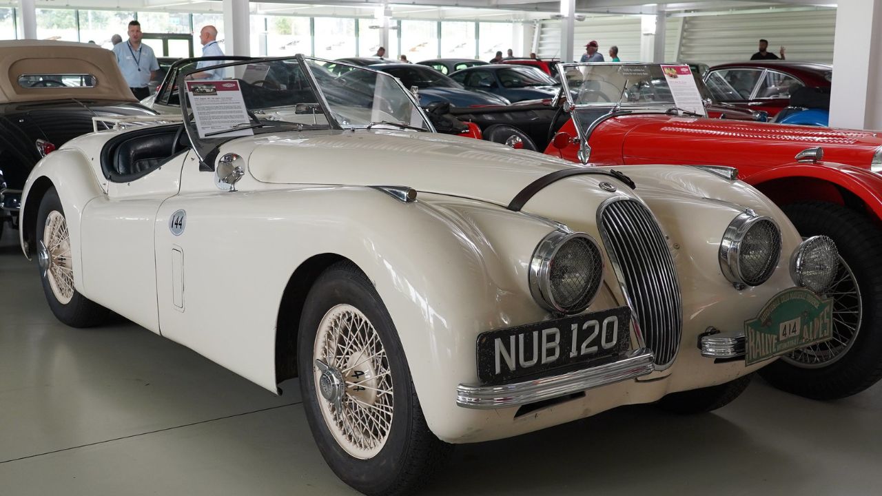 Jaguar XK120