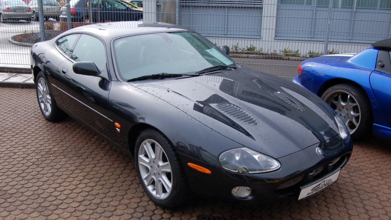 Jaguar XKR