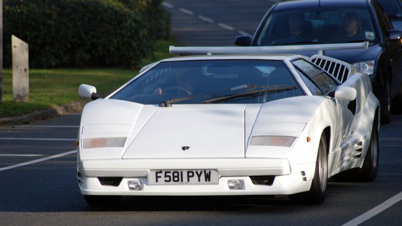 Lamborghini Countach
