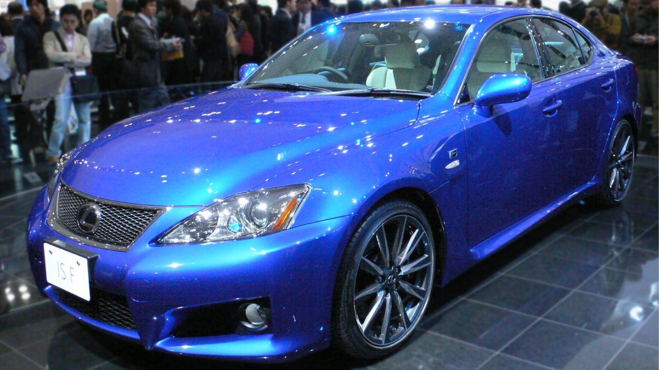 10 V8-powered cars that flew under the radar