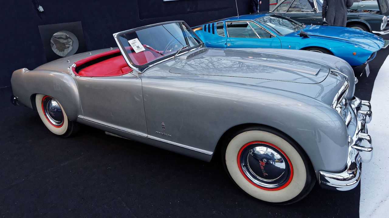 Nash-Healey 1952 Collection