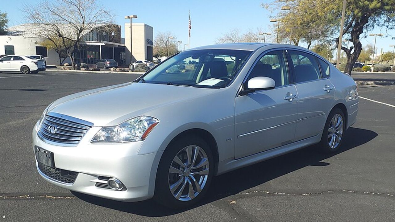 Nissan Infiniti M45