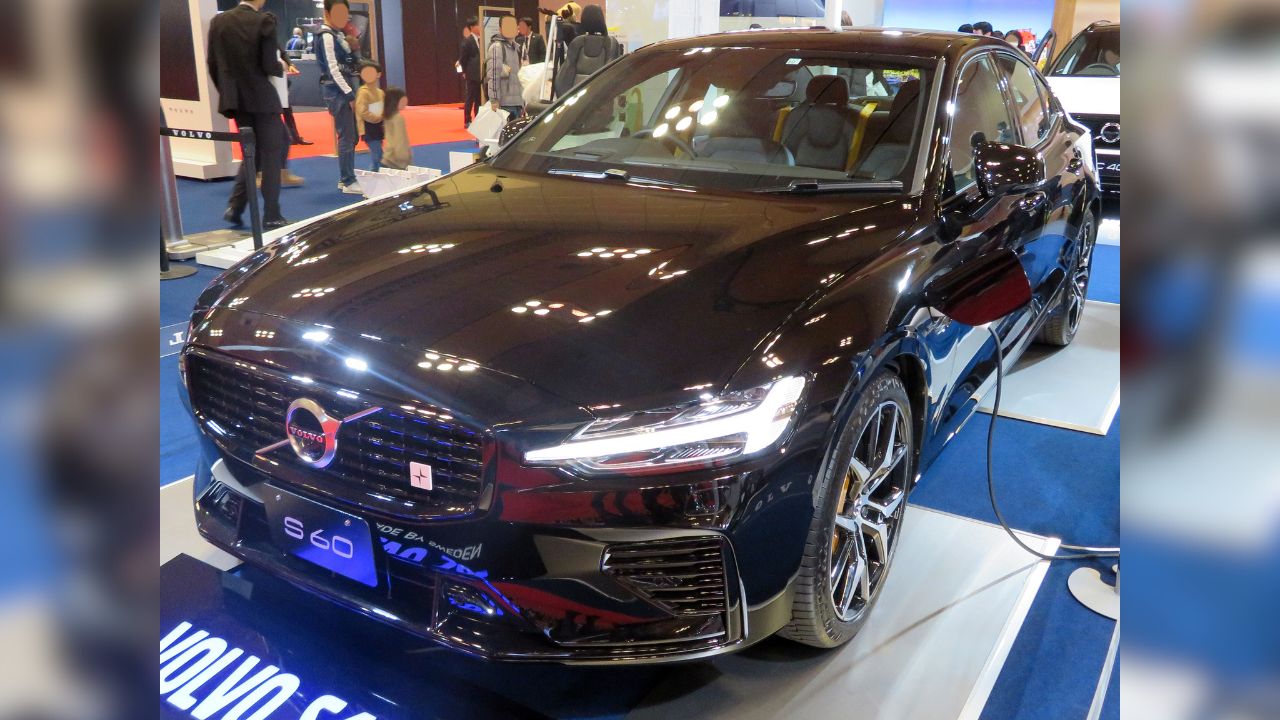 Osaka Motor Show 2019 (224) - Volvo S60 T8 Polestar Engineered (5LA-ZB420P)