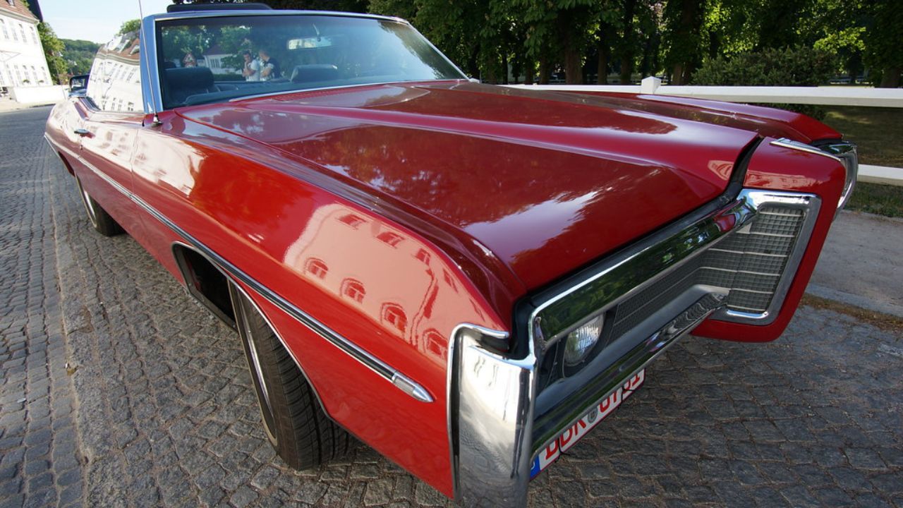 Pontiac’s V8 sleepers from the B-body lineup