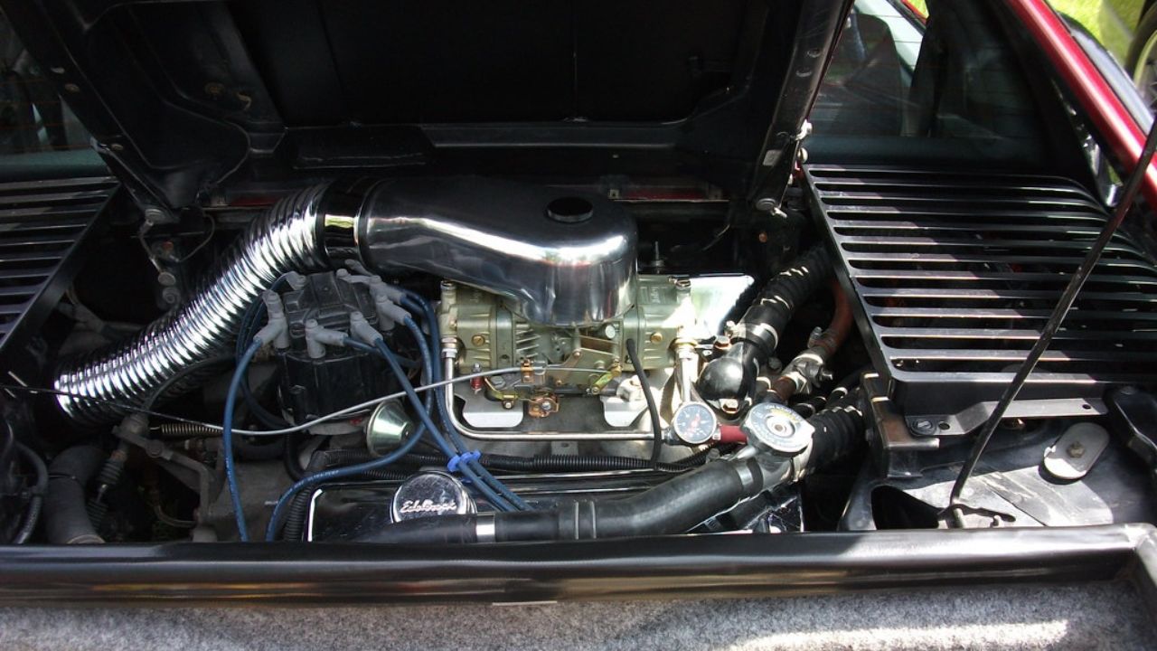 Pontiac Fiero engine