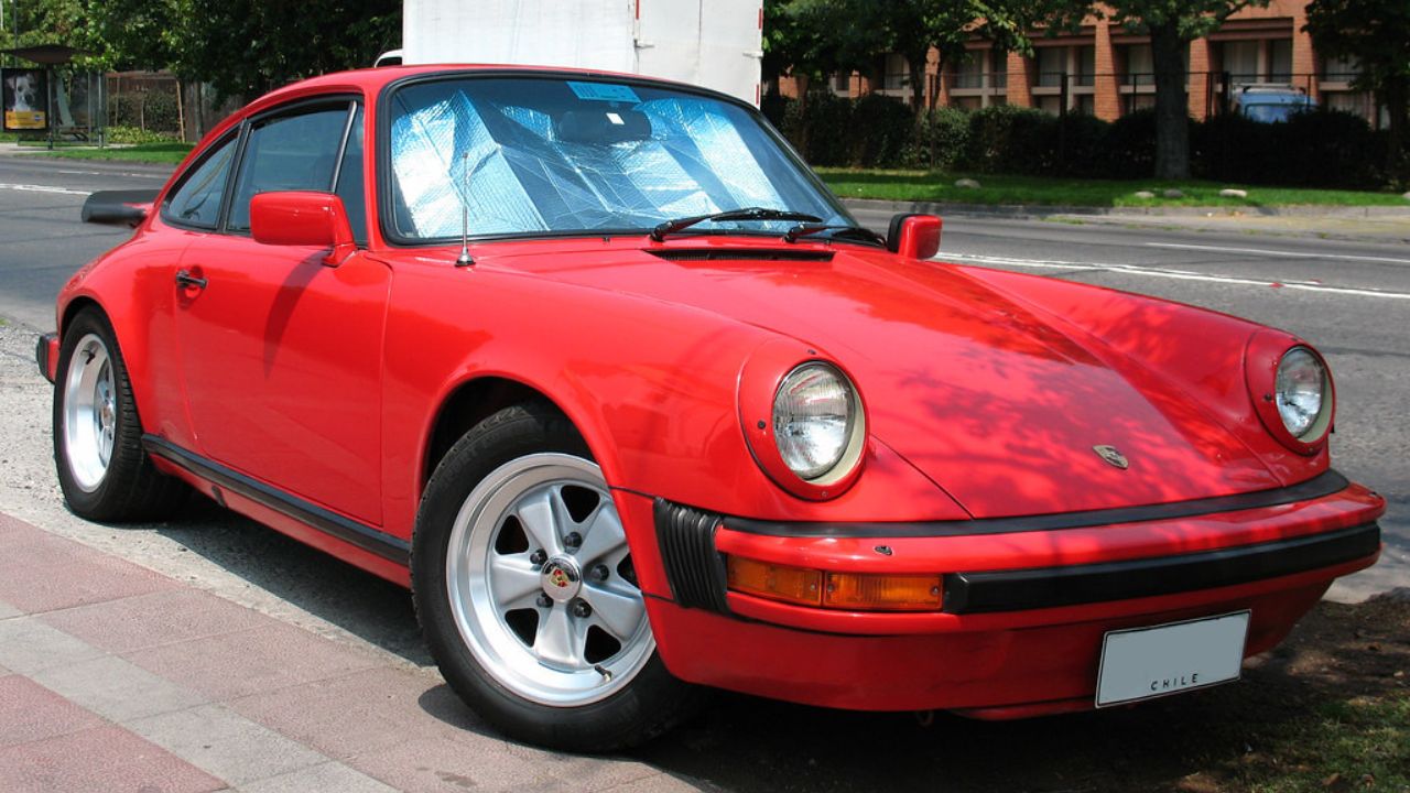 Porsche 911 Carrera 1983
