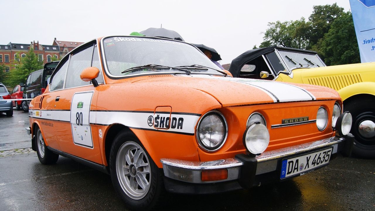 Skoda 110 R