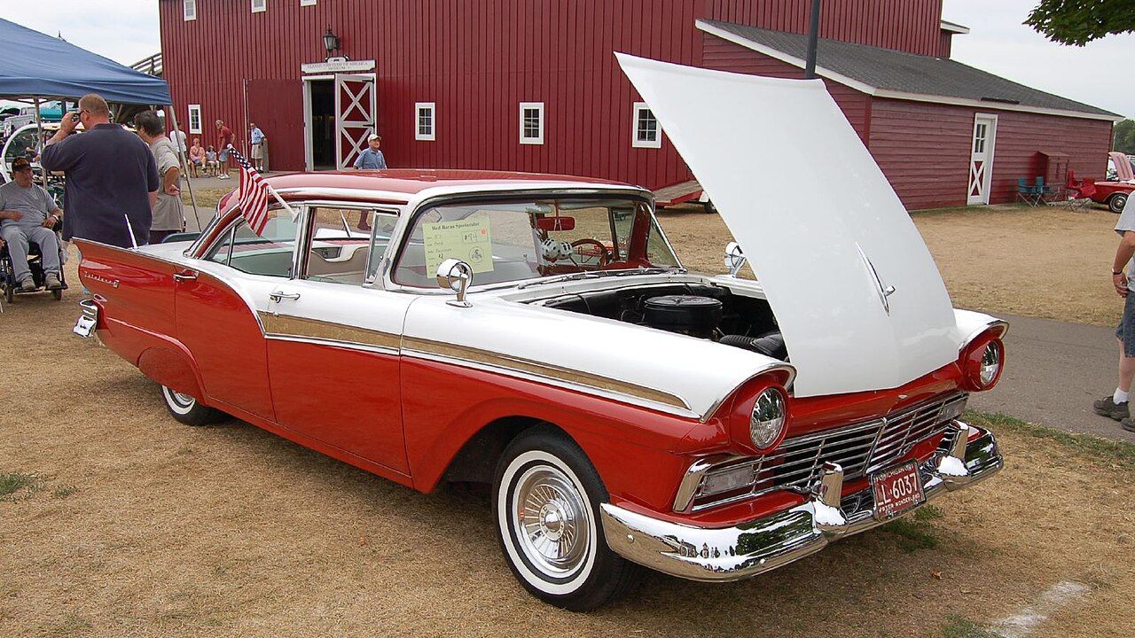 1957 Ford Fairlane 500 sedan