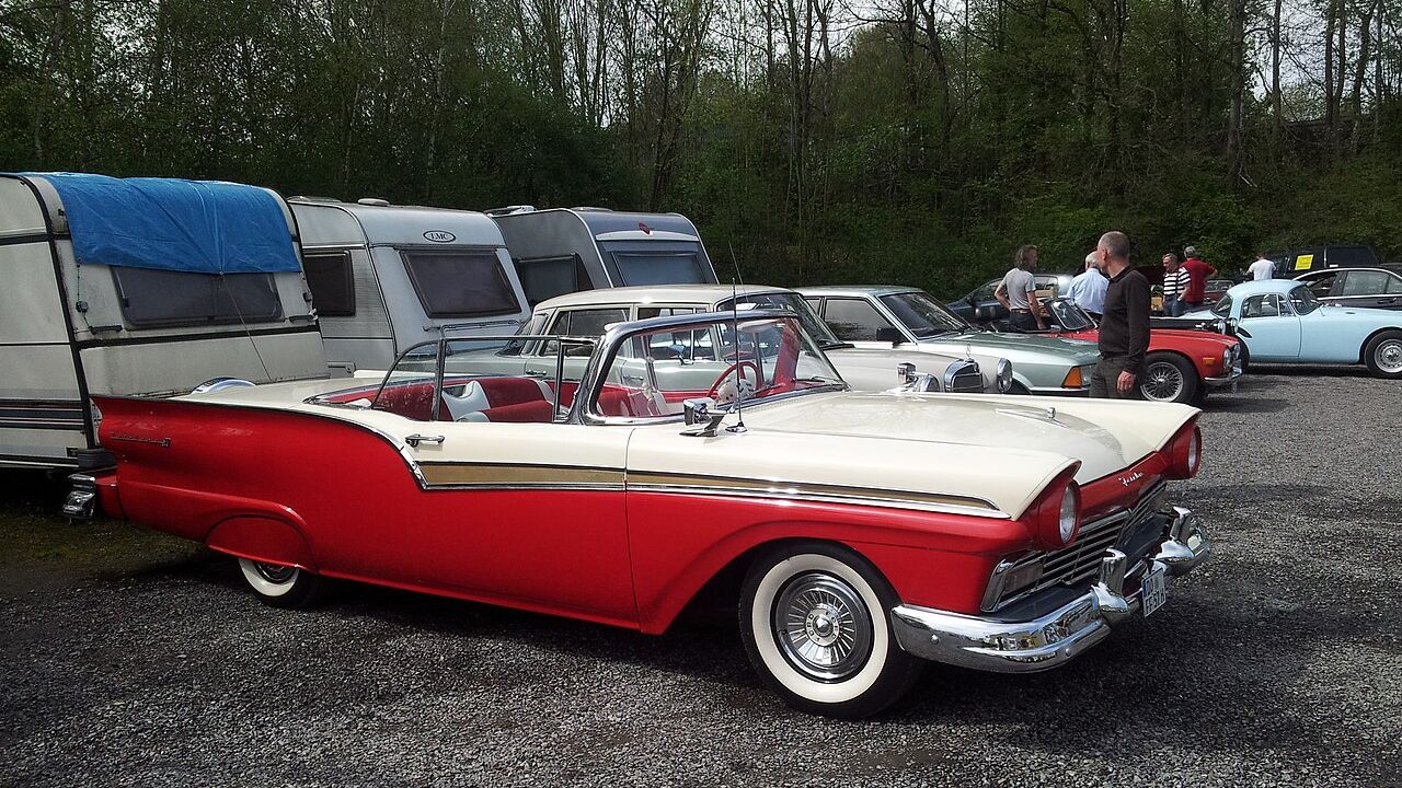 1957 Ford Fairlane