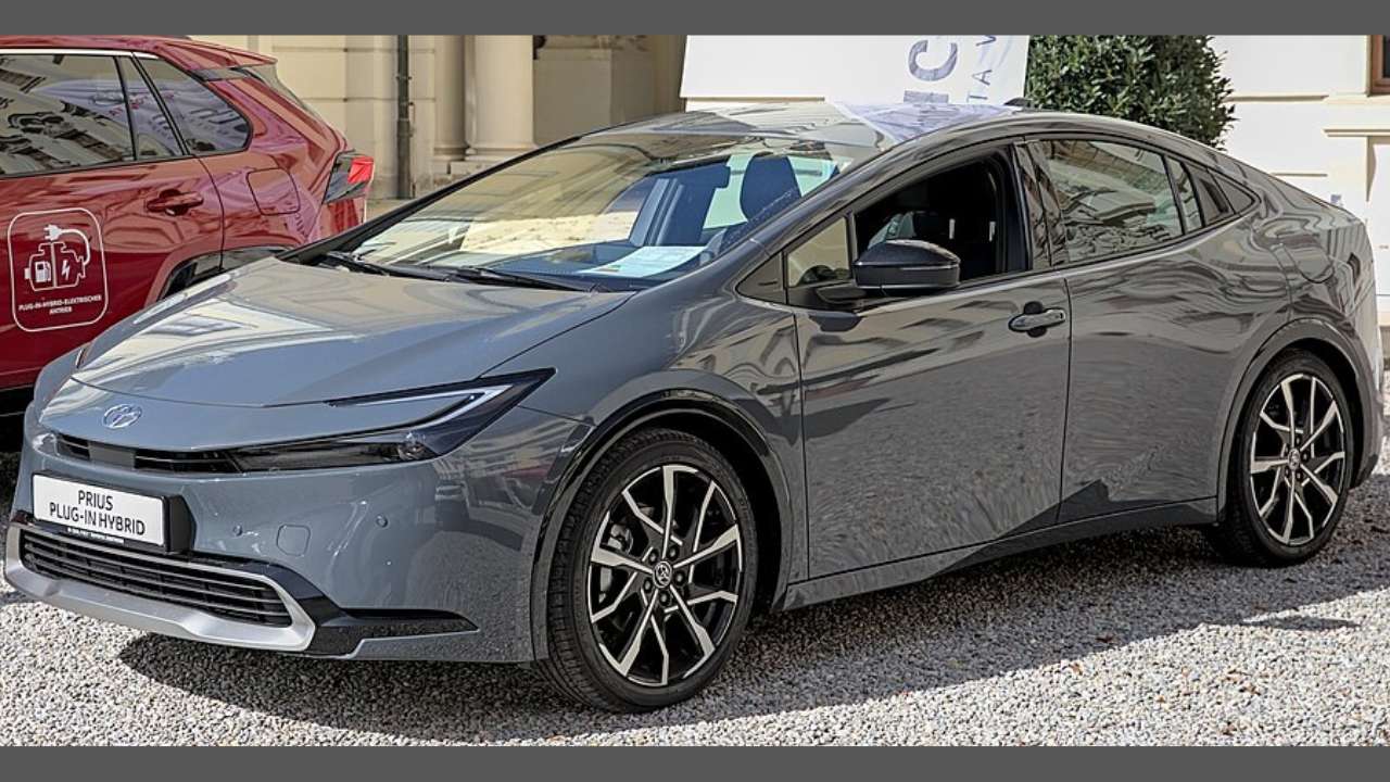 Toyota Prius (XW60) Plug-in Hybrid