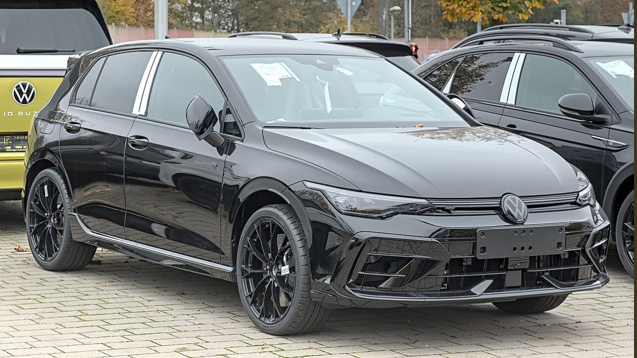 Volkswagen Golf VIII R Facelift DSC