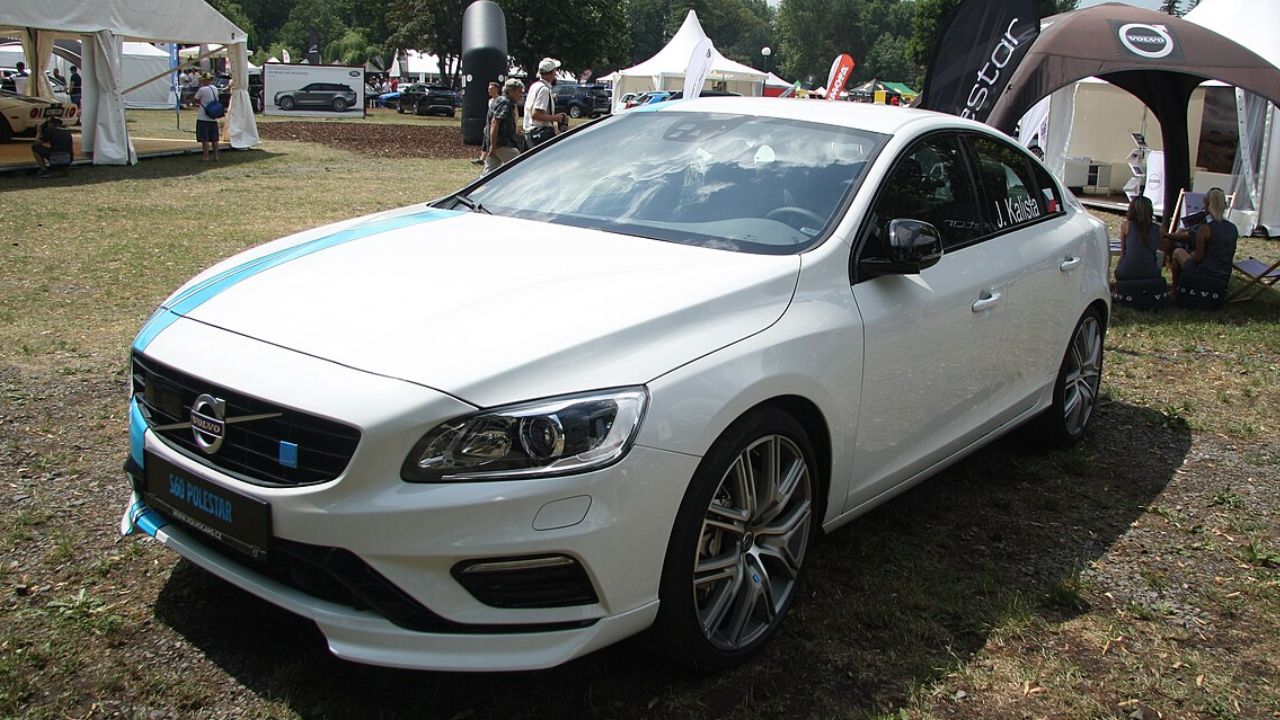 Volvo S60 Polestar at Legendy 2018