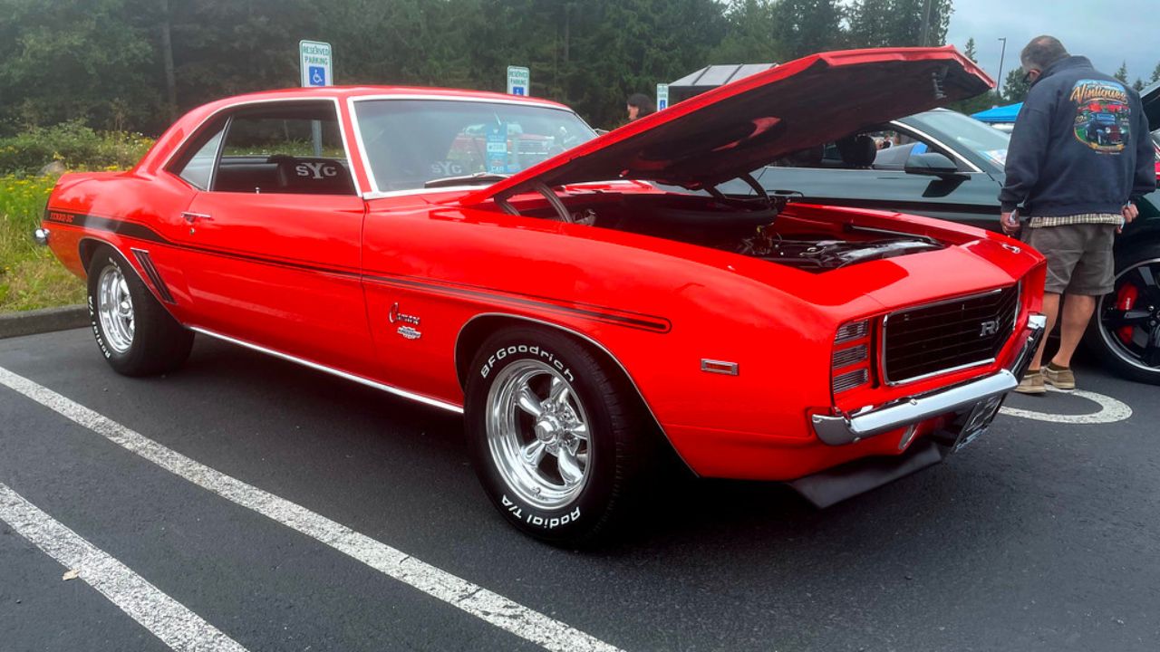 Yenko 427 Camaro.