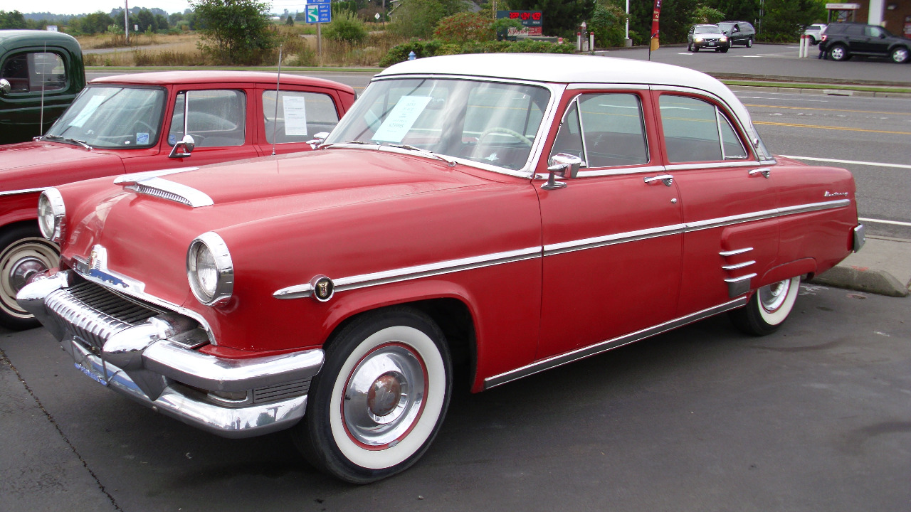 Image Credit: JOHN LLOYD from Concrete, Washington, United States - CC BY 2.0/Wiki Commons