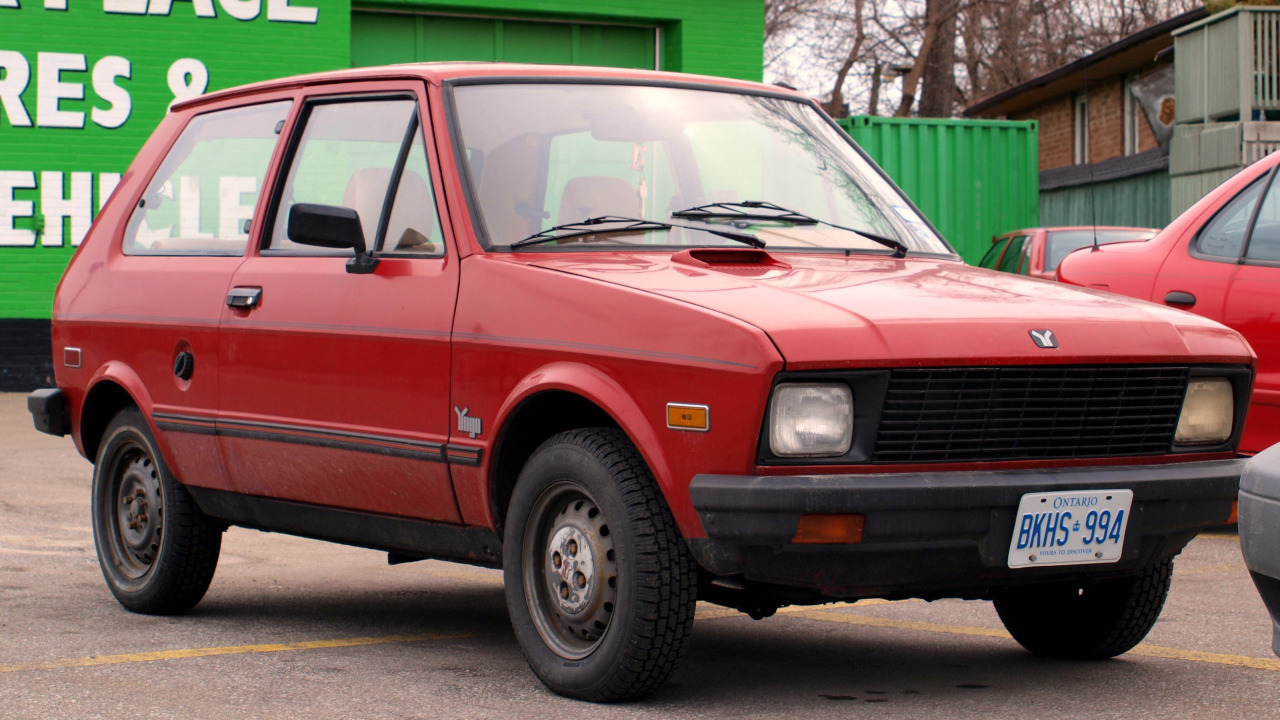 Red Yugo GV in Junction Triangle, Toronto, Canada 2