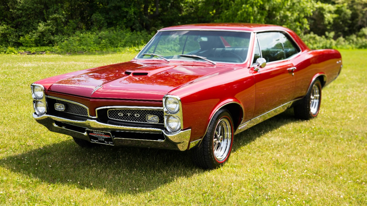 12 muscle cars that outsold expectations